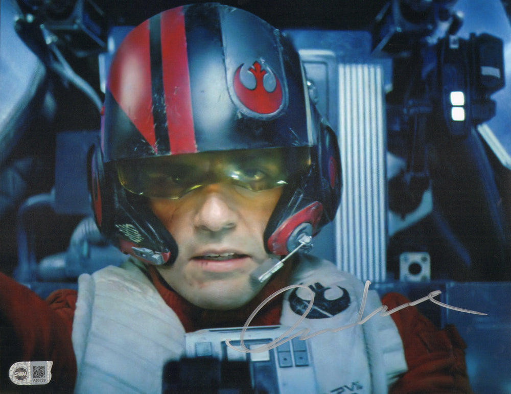 Oscar Isaac as Poe Dameron in Star Wars: The Force Awakens (SWAU) Signed 11x14 Photo