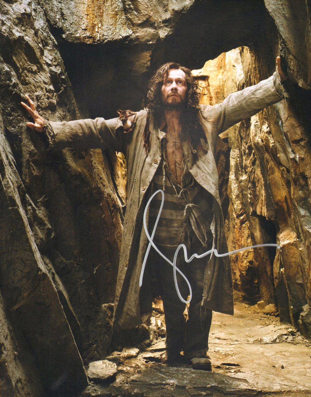 Gary Oldman as Sirius Black in Harry Potter & the Prisoner of Azkaban (Beckett) Signed 11x14 Photo