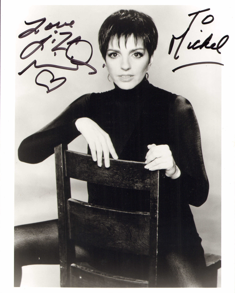 Liza Minnelli Singer & Actress Signed 8x10 Photo