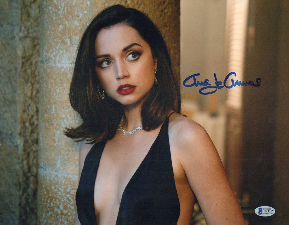 Ana de Armas as Paloma in James Bond 007: No Time to Die (Beckett) Signed 11x14 Photo