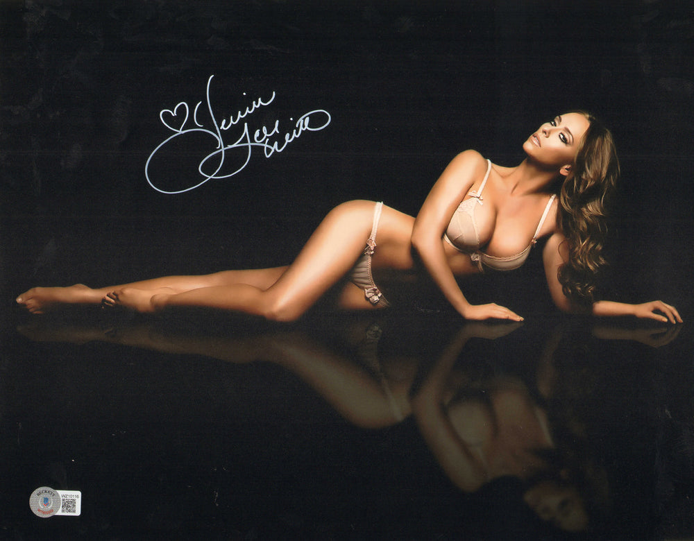 Jennifer Love Hewitt from I Know What You Did Last Summer & Can't Hardly Wait Sexy (Beckett) Signed 11x14 Photo