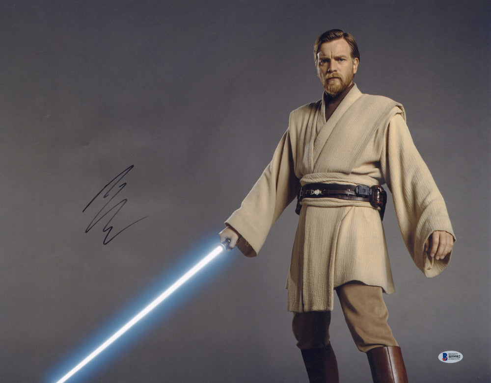 Ewan McGregor as Obi-Wan Kenobi in Star Wars Episode III: Revenge of the Sith (Beckett) Signed 16x20 Photo
