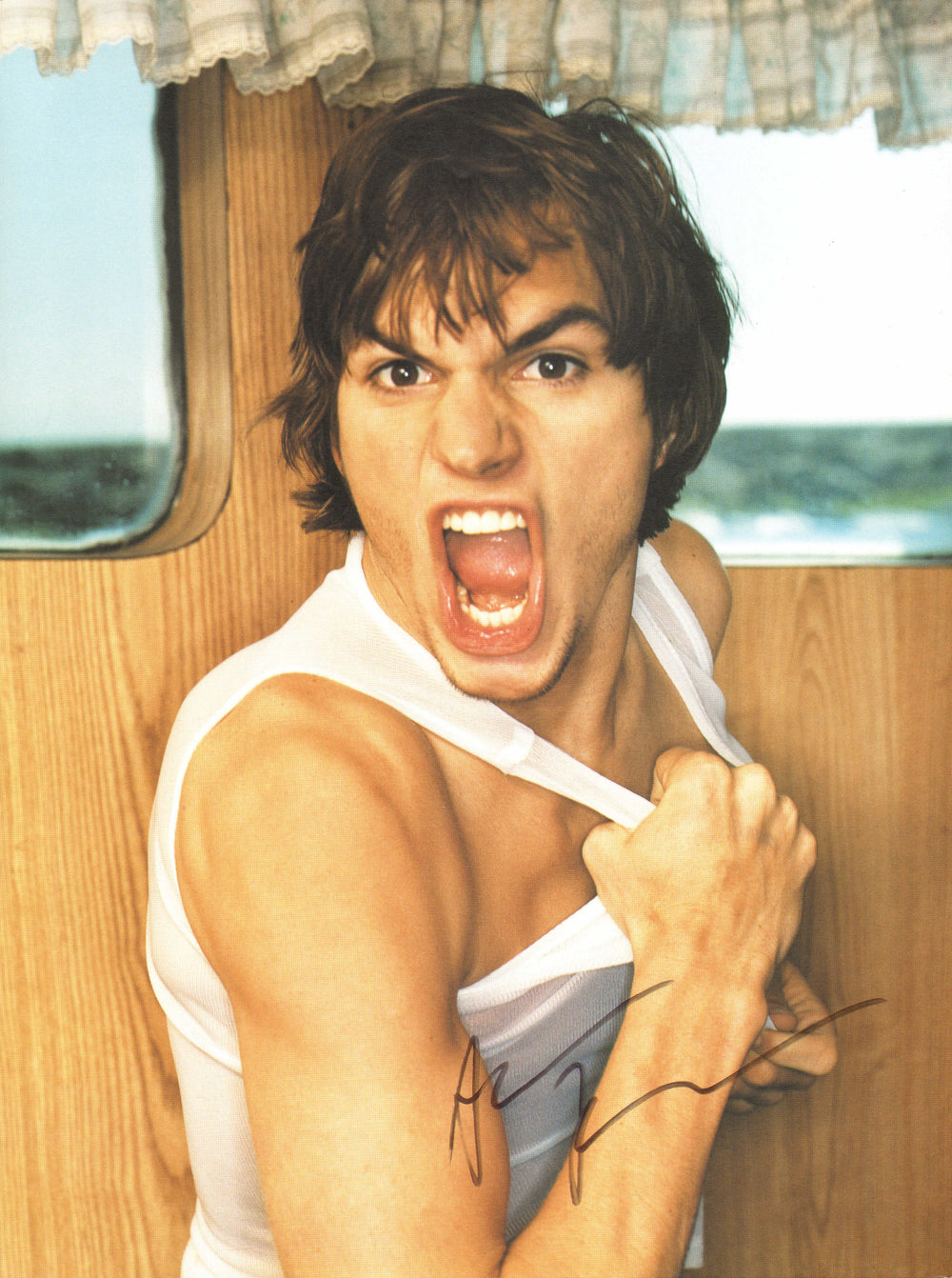 Ashton Kutcher from Two & a Half Men, The Butterfly Effect, Punk'd, & That 70's Show Signed 9x12 Magazine Page