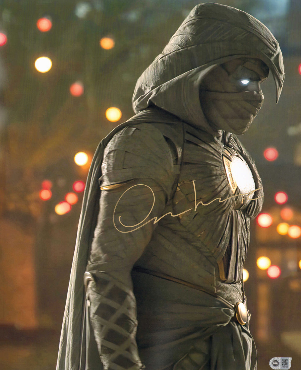 Oscar Isaac as Moon Knight in Moon Knight (SWAU) Signed 16x20 Photo