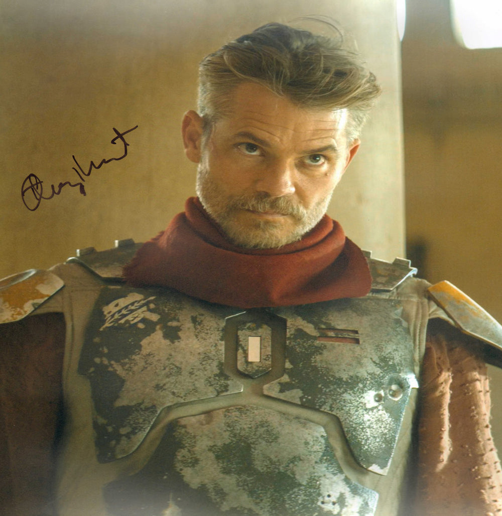 Timothy Olyphant as Cobb Vanth in Star Wars: The Mandalorian Signed 16x20 Photo
