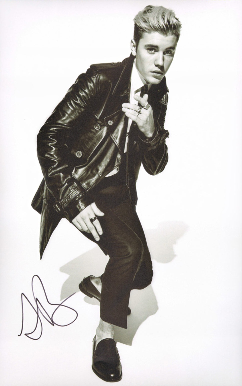 Justin Bieber Singer & Songwriter Signed 11x17 Photo