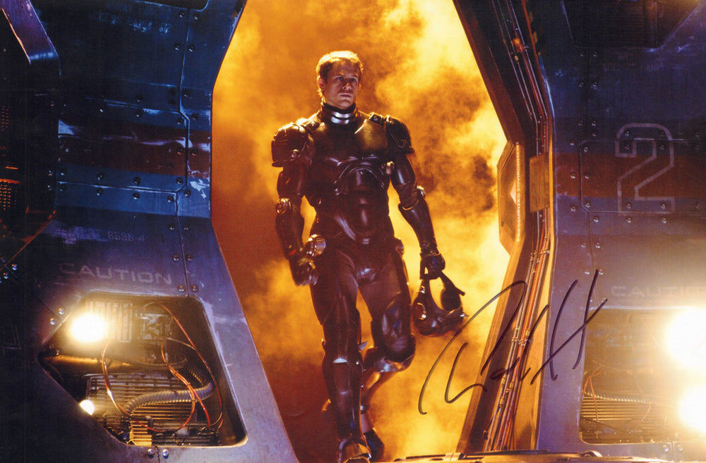 Charlie Hunnam as Raleigh Becket in Pacific Rim Signed 12x18 Photo