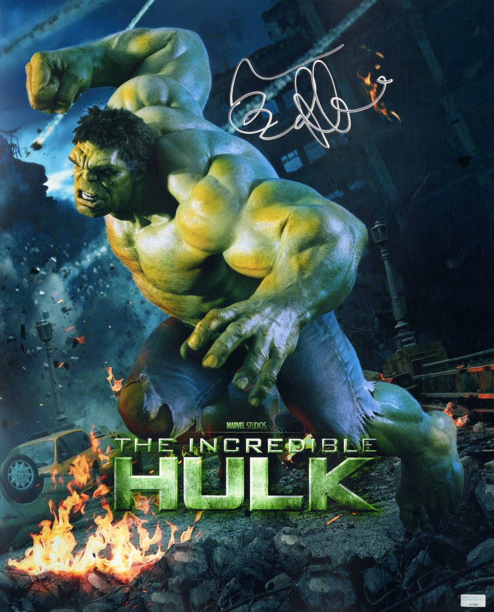 Mark Ruffalo as the Hulk in The Incredible Hulk/The Avengers (Celebity Authentics) Signed 16x20 Photo