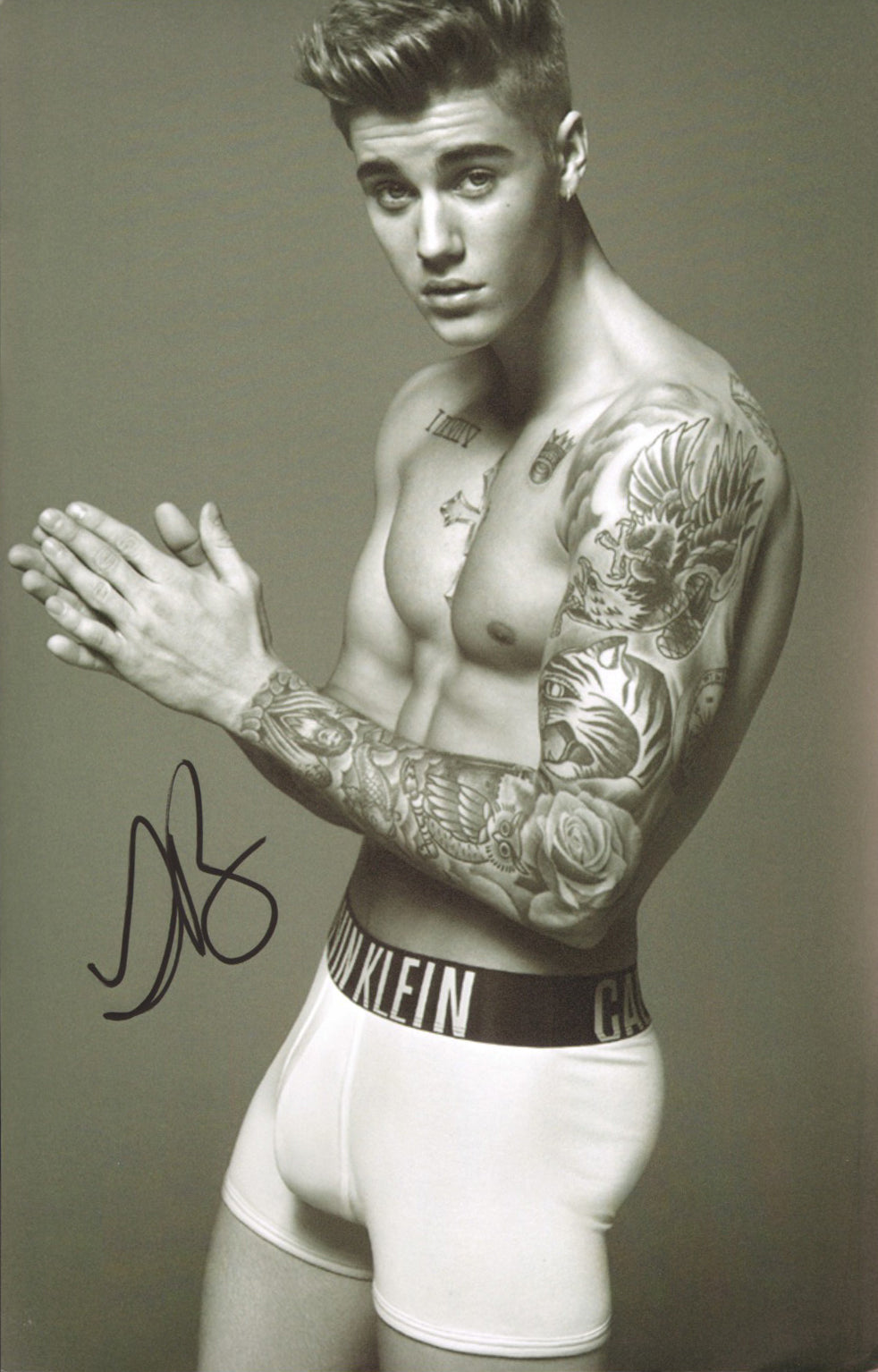 Justin Bieber Singer & Songwriter Sexy Signed 11x17 Photo