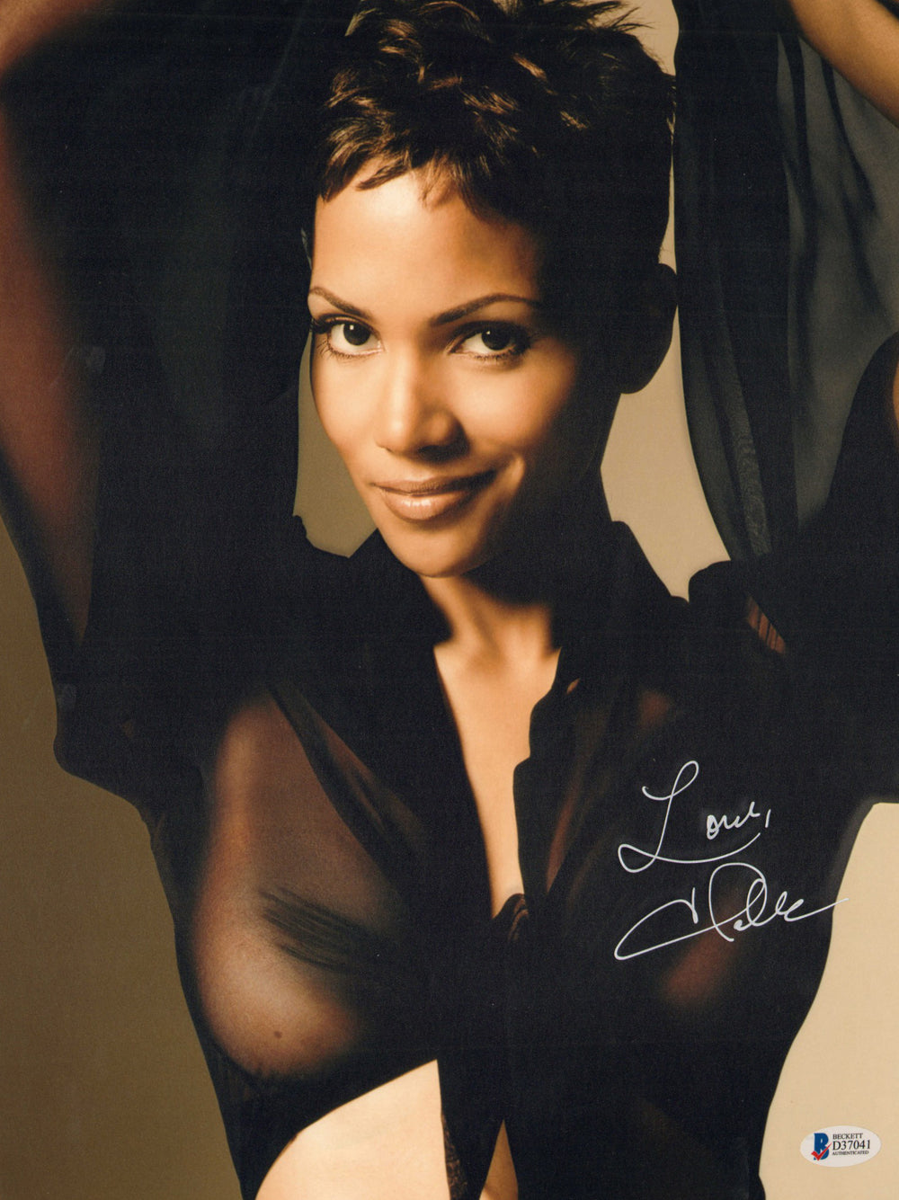 Halle Berry from X-Men, Catwoman, & John Wick Sexy (Beckett) Signed 11x14 Photo