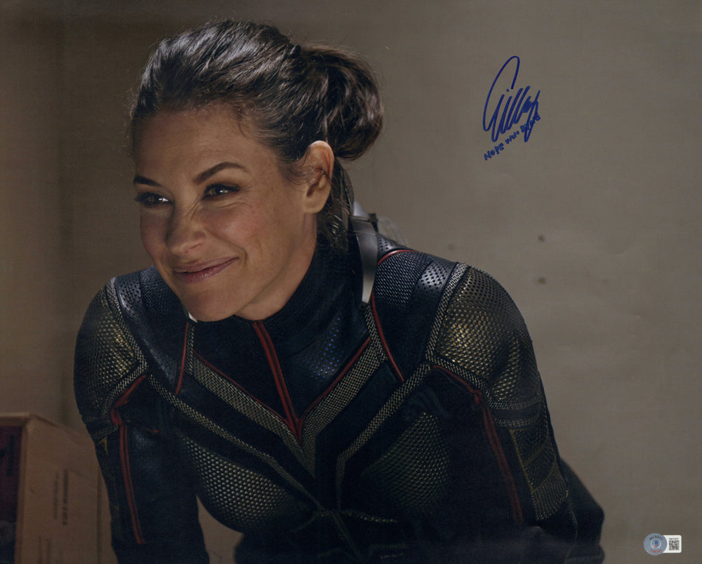 Evangeline Lilly as Hope Van Dyne in Ant-Man & The Wasp (Beckett) Signed 16x20 Photo with Character Name