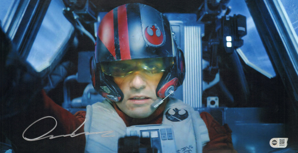 Oscar Isaac as Poe Dameron in Star Wars: The Force Awakens (SWAU) Signed 10x20 Photo