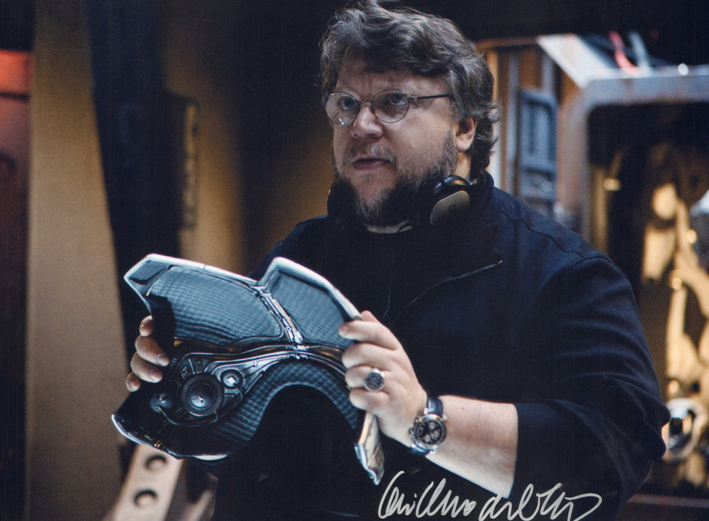 Guillermo del Toro Director Behind the Scenes of Pacific Rim Signed 16x20 Photo