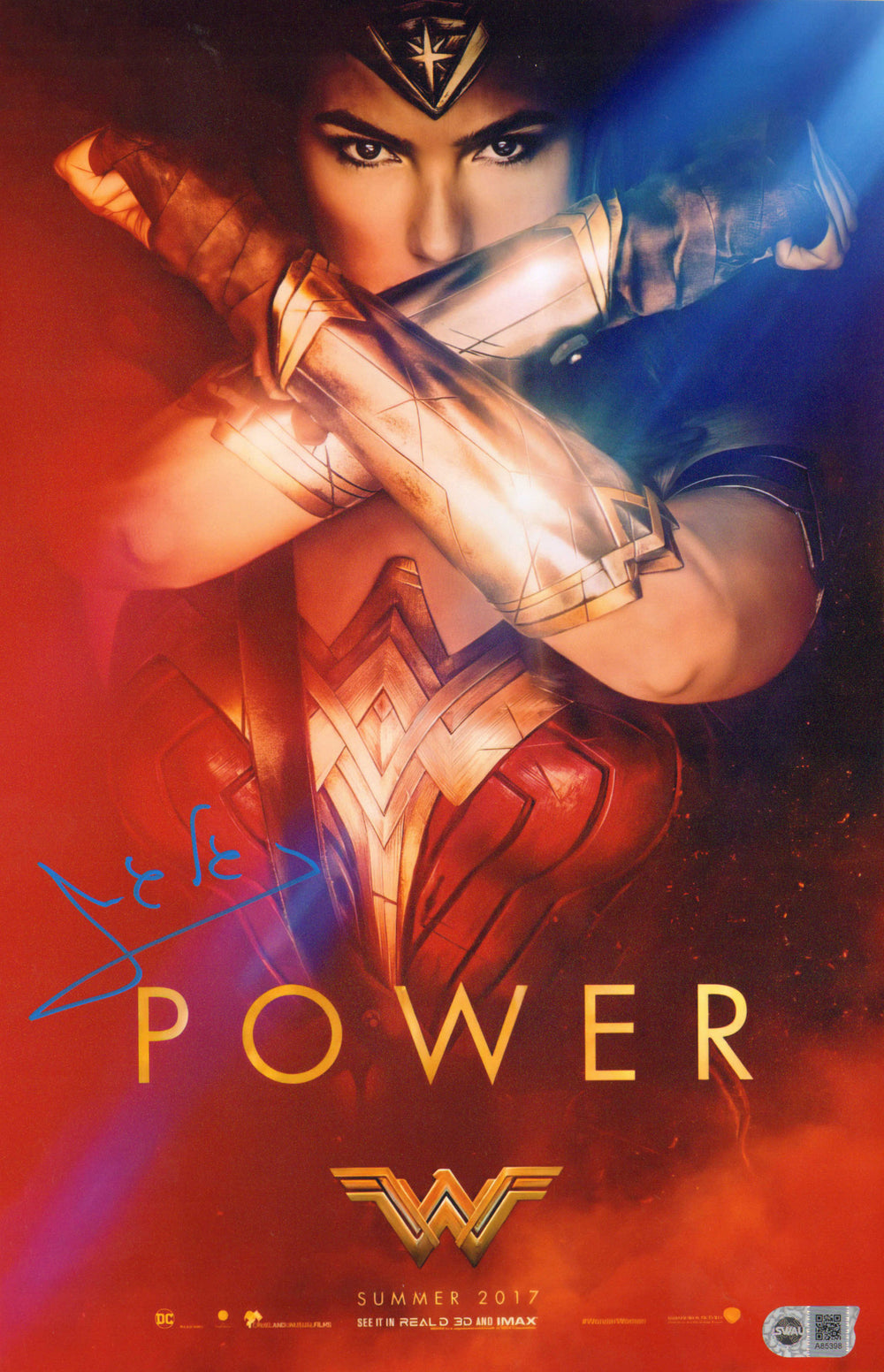 Gal Gadot as Wonder Woman in Wonder Woman (SWAU) Signed 11x17 Photo