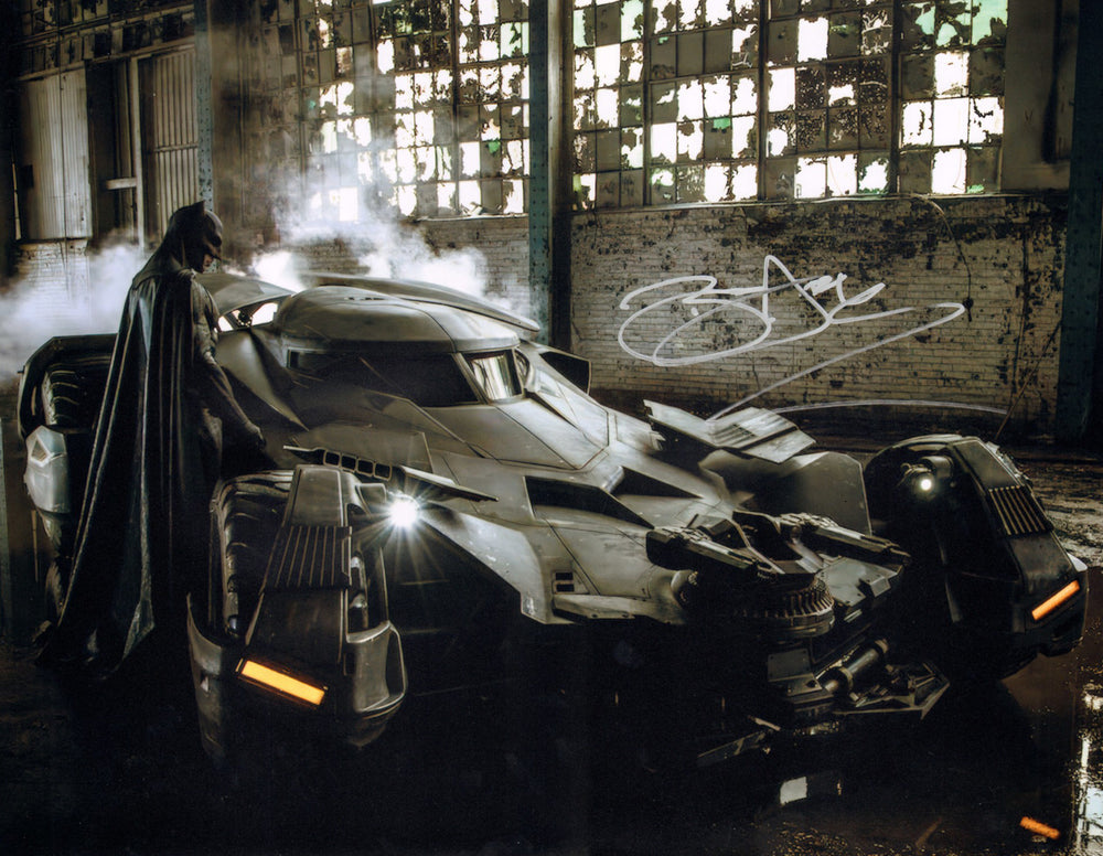 Ben Affleck as Batman in Justice League (Beckett) Signed 16x20 Photo