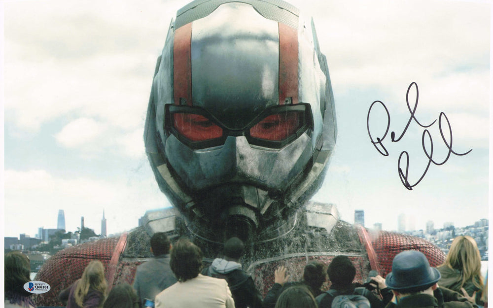 Paul Rudd as Ant-Man in Ant-Man & The Wasp (Beckett) Signed 12x18 Photo