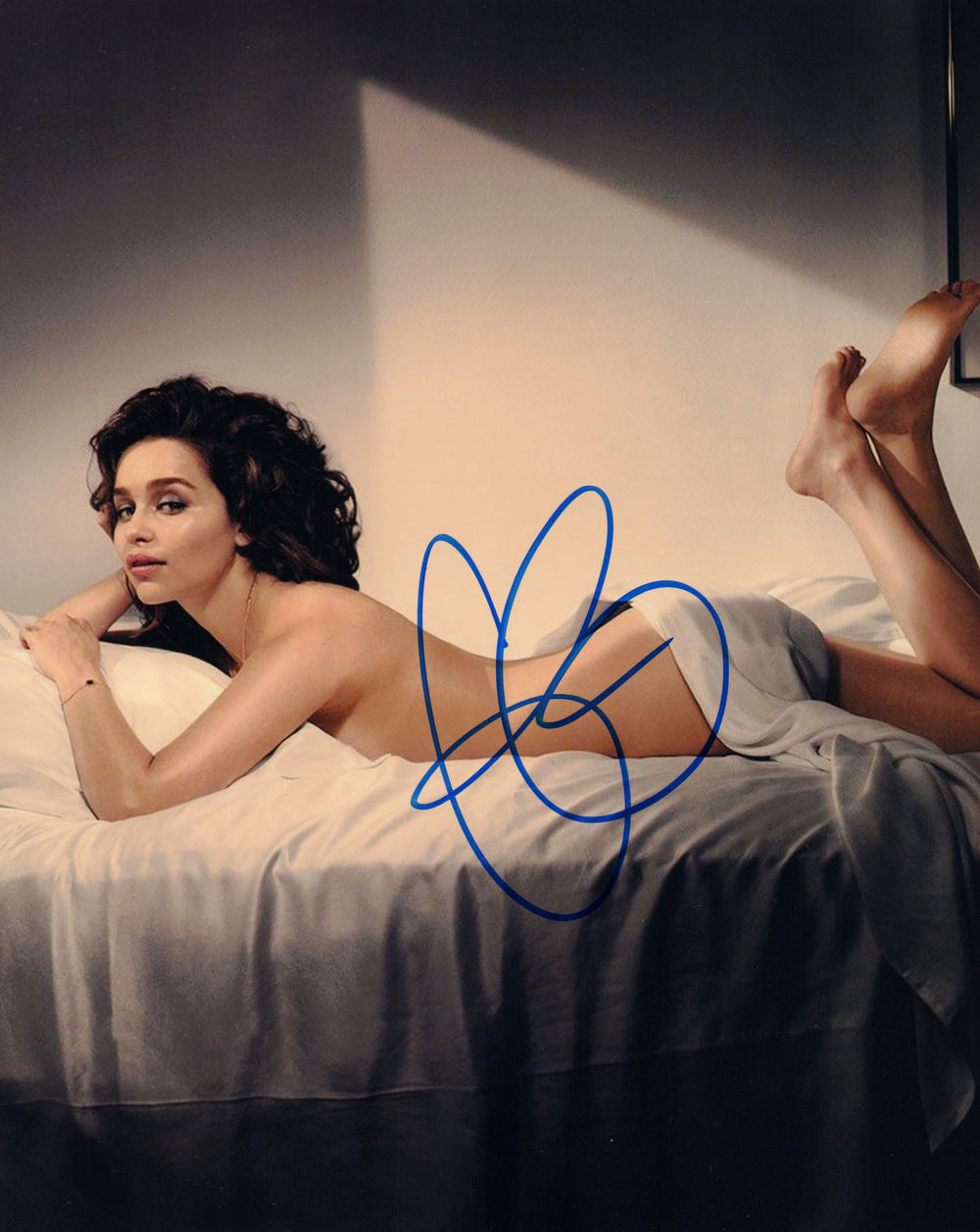 Emilia Clarke Daenerys Targaryen Game of Thrones Sexy Near Nude Signed 8x10 Photo