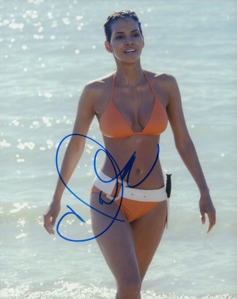 
                  
                    Halle Berry as Jinx in James Bond Die Another Day Signed 8x10 Photo
                  
                